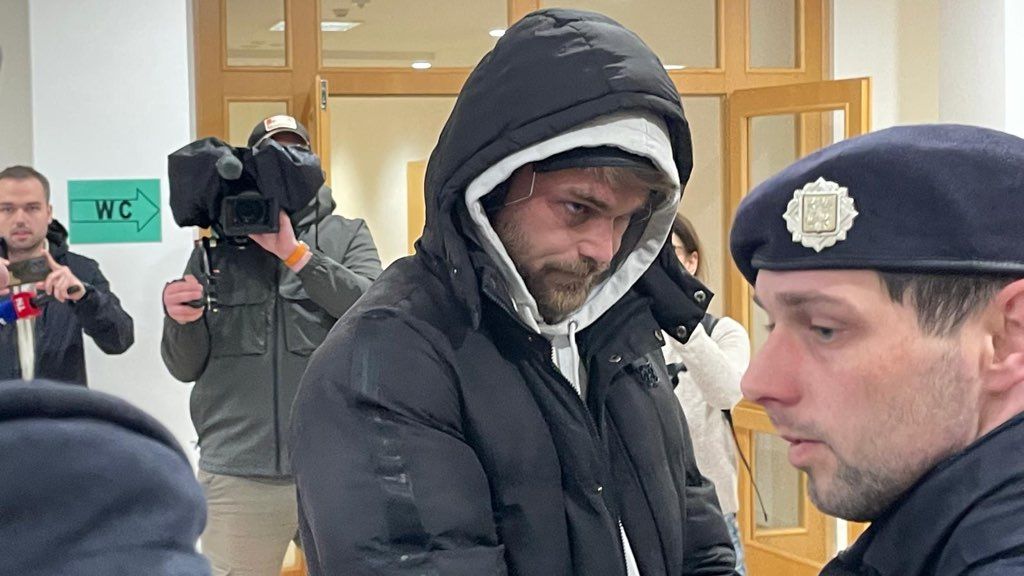 Fotbal, sázky a exekuce. Příběh brankáře namočeného v korupční aféře